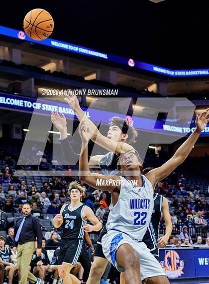 Thumbnail 1 in Buena vs.Oakland (CIF State D3 Final) photogallery.