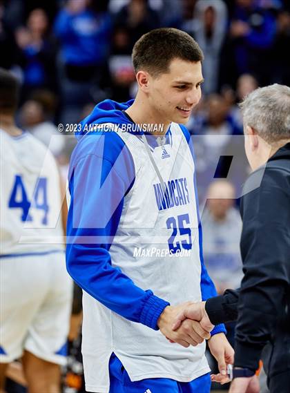 Thumbnail 2 in Buena vs.Oakland (CIF State D3 Final) photogallery.