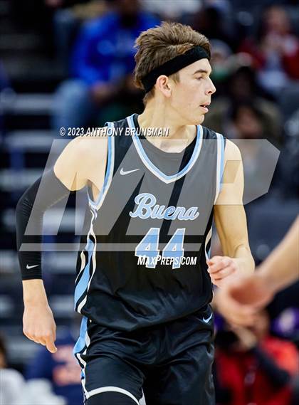 Thumbnail 2 in Buena vs.Oakland (CIF State D3 Final) photogallery.