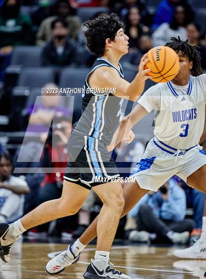 Thumbnail 2 in Buena vs.Oakland (CIF State D3 Final) photogallery.