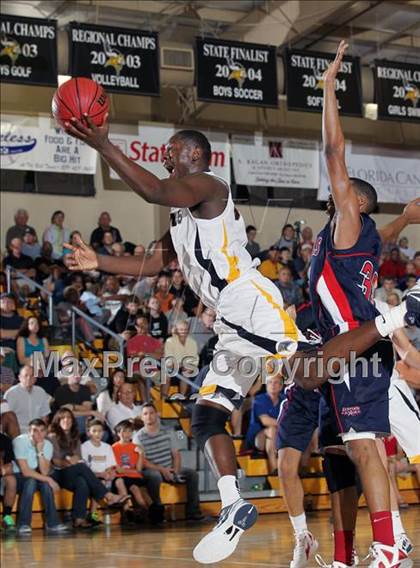 Thumbnail 2 in Constitution vs. Prestonwood Christian (City of Palms Classic) photogallery.