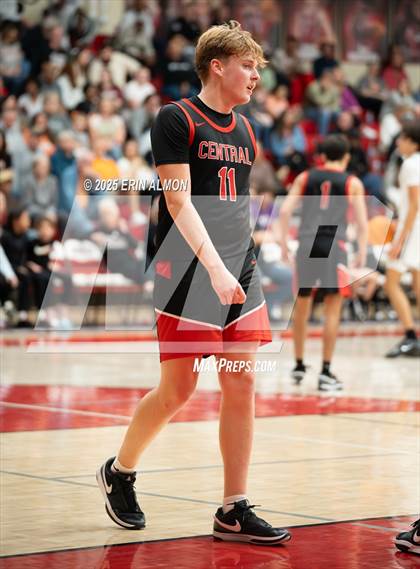 Thumbnail 3 in Brooks vs. Central photogallery.