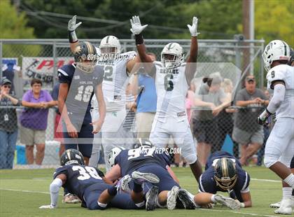 Thumbnail 3 in DePaul Catholic @ Pope John XXIII photogallery.