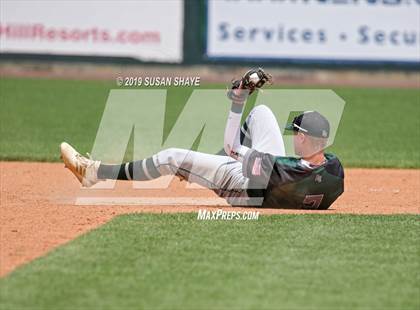 Thumbnail 2 in Manchester Essex vs. Tahanto Regional (MIAA Division 4 Final) photogallery.