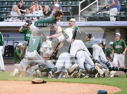 Thumbnail 3 in Manchester Essex vs. Tahanto Regional (MIAA Division 4 Final) photogallery.