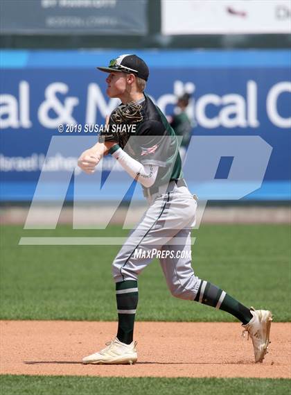 Thumbnail 3 in Manchester Essex vs. Tahanto Regional (MIAA Division 4 Final) photogallery.
