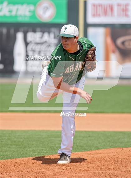 Thumbnail 2 in Manchester Essex vs. Tahanto Regional (MIAA Division 4 Final) photogallery.
