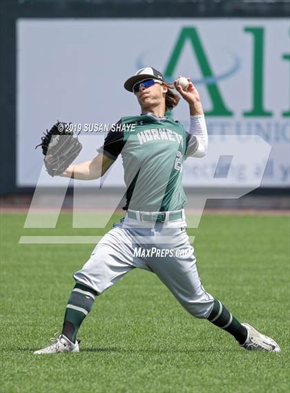 Thumbnail 2 in Manchester Essex vs. Tahanto Regional (MIAA Division 4 Final) photogallery.