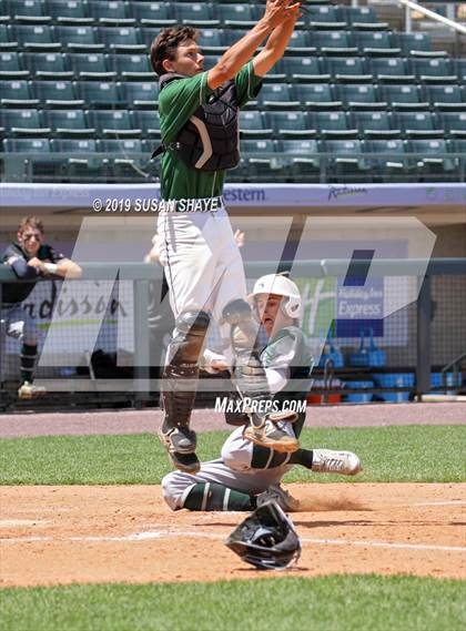 Thumbnail 3 in Manchester Essex vs. Tahanto Regional (MIAA Division 4 Final) photogallery.