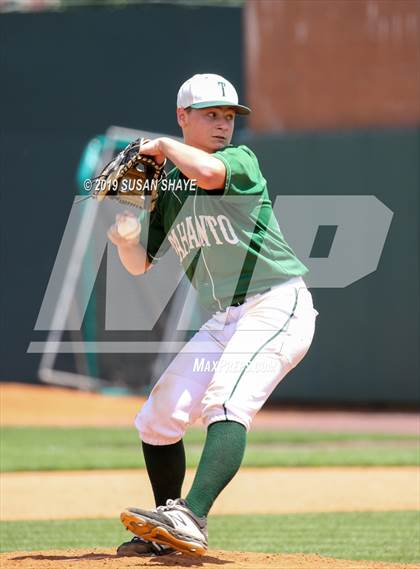 Thumbnail 1 in Manchester Essex vs. Tahanto Regional (MIAA Division 4 Final) photogallery.