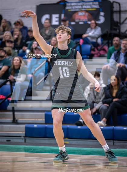 Thumbnail 2 in York vs Spruce Mountain (MPA Class B South Semifinal) photogallery.