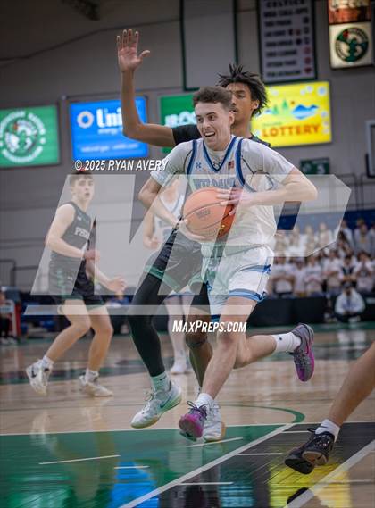 Thumbnail 3 in York vs Spruce Mountain (MPA Class B South Semifinal) photogallery.