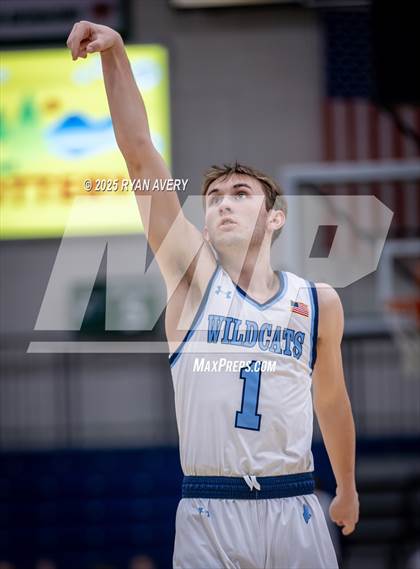 Thumbnail 3 in York vs Spruce Mountain (MPA Class B South Semifinal) photogallery.