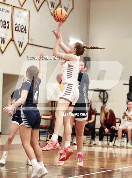 Thumbnail 1 in Severance vs. Windsor (CHSAA 5A Round 1) photogallery.