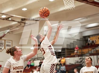 Thumbnail 2 in Severance vs. Windsor (CHSAA 5A Round 1) photogallery.