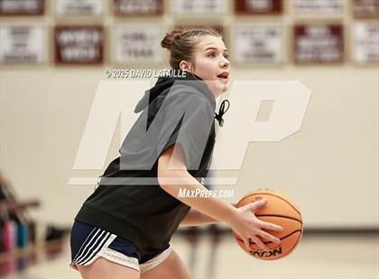 Thumbnail 1 in Severance vs. Windsor (CHSAA 5A Round 1) photogallery.