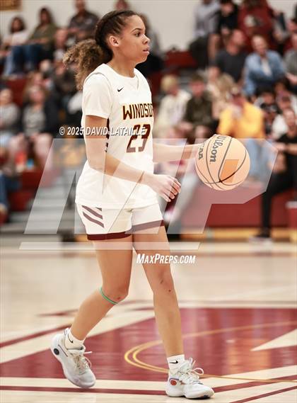 Thumbnail 1 in Severance vs. Windsor (CHSAA 5A Round 1) photogallery.