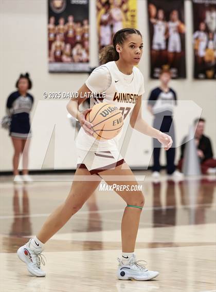 Thumbnail 3 in Severance vs. Windsor (CHSAA 5A Round 1) photogallery.