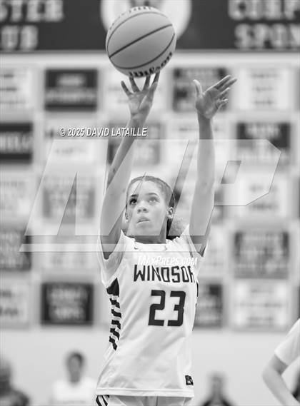 Thumbnail 2 in Severance vs. Windsor (CHSAA 5A Round 1) photogallery.