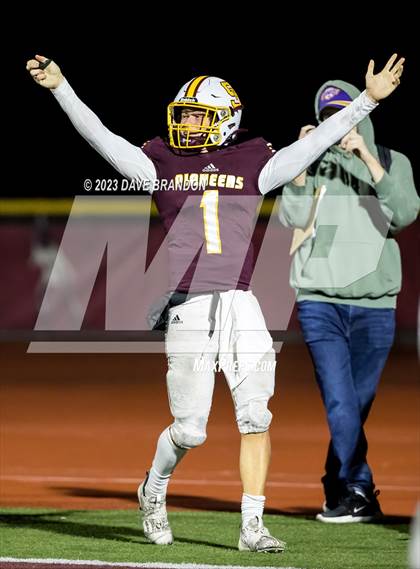 Thumbnail 1 in Huntington Beach @ Simi Valley (CIF SS D6 Semi Finals) photogallery.