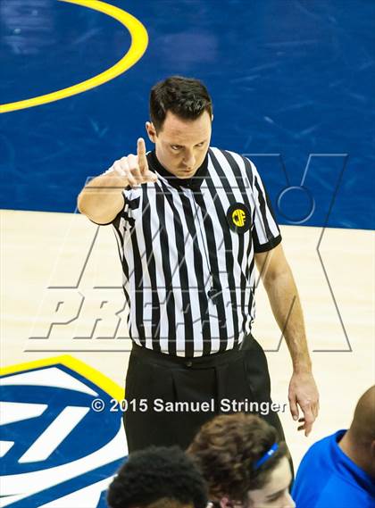 Thumbnail 2 in Crespi vs. Capital Christian (CIF State D4 Final) photogallery.