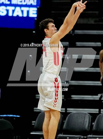 Thumbnail 2 in University vs. La Jolla Country Day (CIF State D3 Final) photogallery.