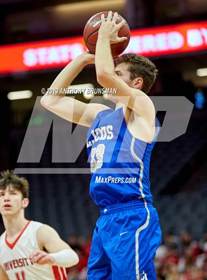 Thumbnail 3 in University vs. La Jolla Country Day (CIF State D3 Final) photogallery.