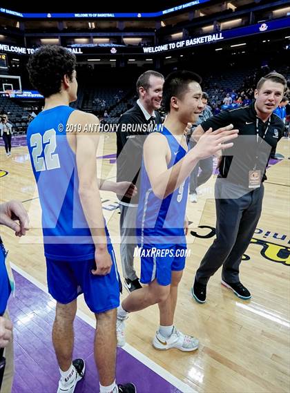 Thumbnail 1 in University vs. La Jolla Country Day (CIF State D3 Final) photogallery.