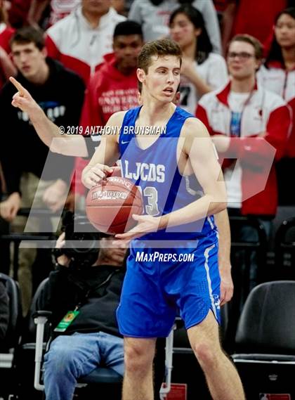 Thumbnail 2 in University vs. La Jolla Country Day (CIF State D3 Final) photogallery.
