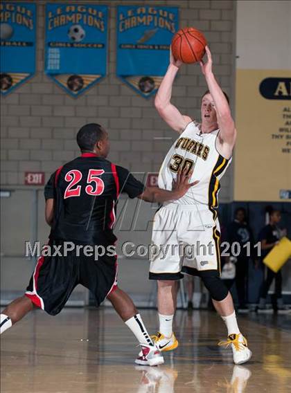 Thumbnail 2 in Etiwanda vs. Ventura (I have a Dream Classic) photogallery.