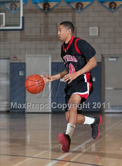 Thumbnail 3 in Etiwanda vs. Ventura (I have a Dream Classic) photogallery.