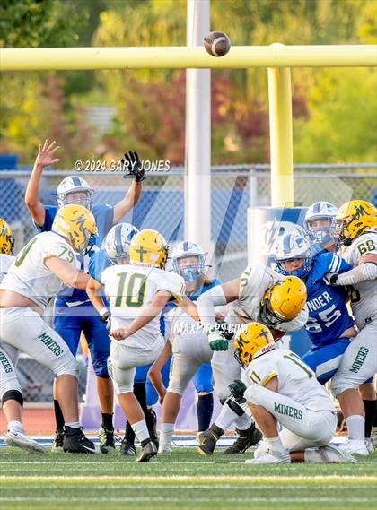 Thumbnail 2 in Bishop Manogue @ Rocklin photogallery.