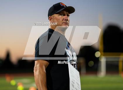 Thumbnail 3 in Santa Teresa @ James Lick photogallery.