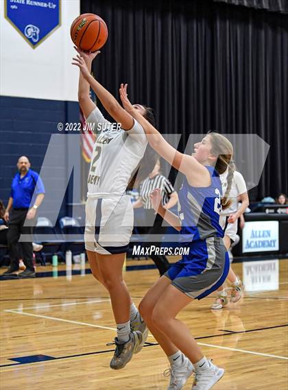 Thumbnail 3 in Allen Academy vs Veritas Academy photogallery.