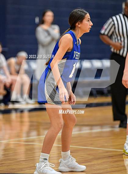 Thumbnail 3 in Allen Academy vs Veritas Academy photogallery.