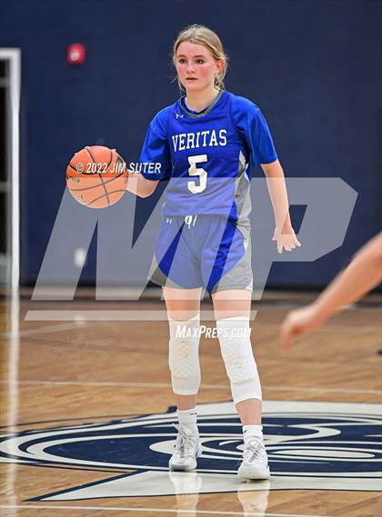 Thumbnail 3 in Allen Academy vs Veritas Academy photogallery.