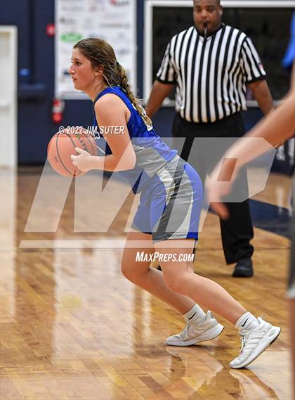 Thumbnail 2 in Allen Academy vs Veritas Academy photogallery.