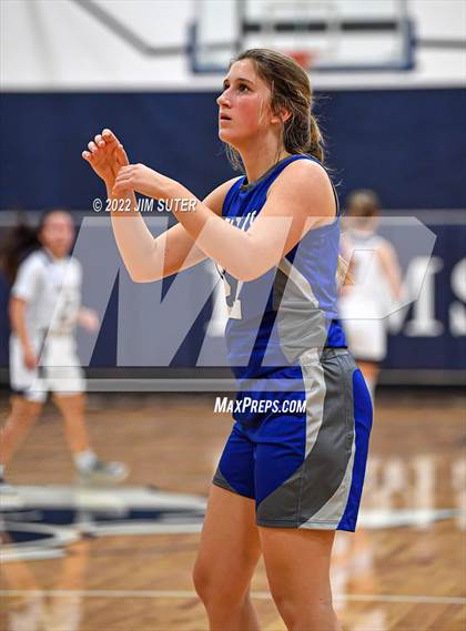 Thumbnail 1 in Allen Academy vs Veritas Academy photogallery.