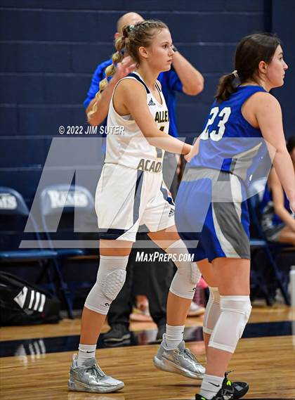 Thumbnail 3 in Allen Academy vs Veritas Academy photogallery.