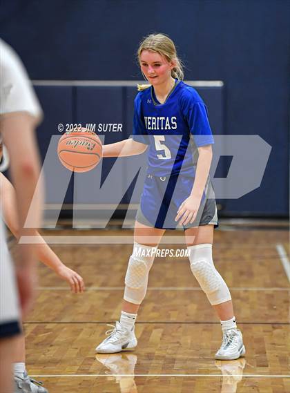 Thumbnail 2 in Allen Academy vs Veritas Academy photogallery.