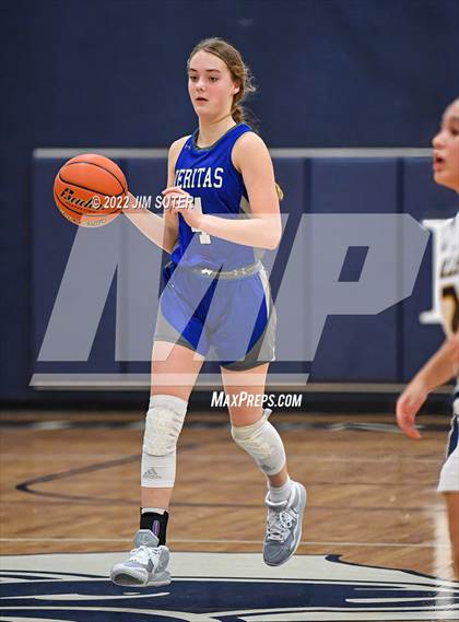 Thumbnail 3 in Allen Academy vs Veritas Academy photogallery.