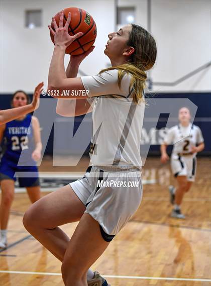 Thumbnail 1 in Allen Academy vs Veritas Academy photogallery.