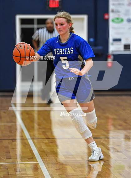 Thumbnail 1 in Allen Academy vs Veritas Academy photogallery.