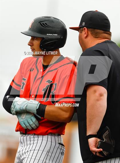 Thumbnail 3 in Ryle vs Dixie Heights (KHSAA 9th Region) photogallery.