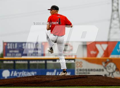 Thumbnail 1 in Ryle vs Dixie Heights (KHSAA 9th Region) photogallery.