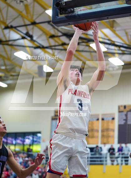 Thumbnail 2 in Brownsburg vs. Plainfield (IHSAA 4A Sectional Championship) photogallery.