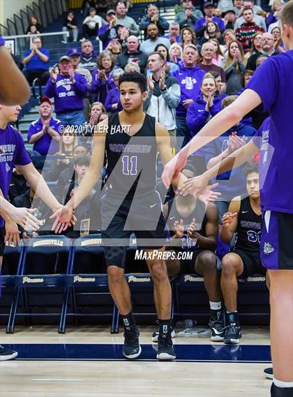 Thumbnail 2 in Brownsburg vs. Plainfield (IHSAA 4A Sectional Championship) photogallery.