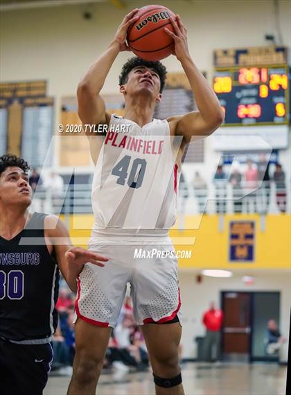 Thumbnail 1 in Brownsburg vs. Plainfield (IHSAA 4A Sectional Championship) photogallery.