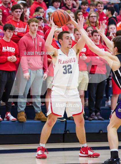 Thumbnail 3 in Brownsburg vs. Plainfield (IHSAA 4A Sectional Championship) photogallery.