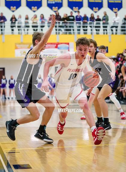 Thumbnail 3 in Brownsburg vs. Plainfield (IHSAA 4A Sectional Championship) photogallery.